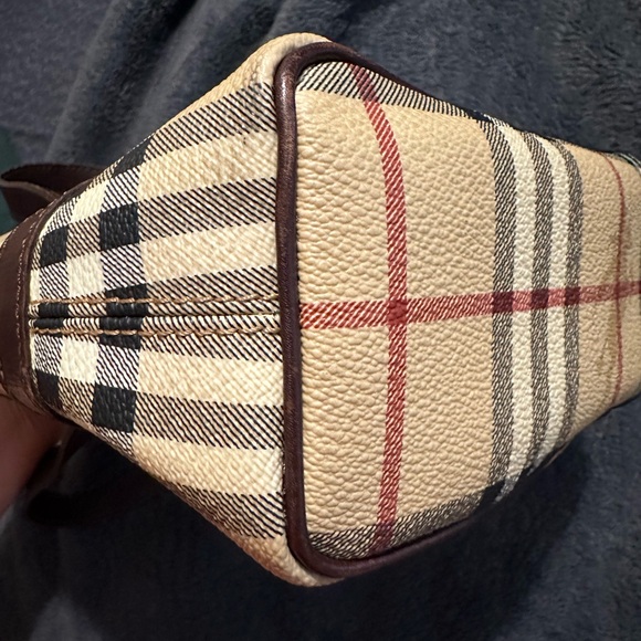 Burberry bag - Picture 2 of 10